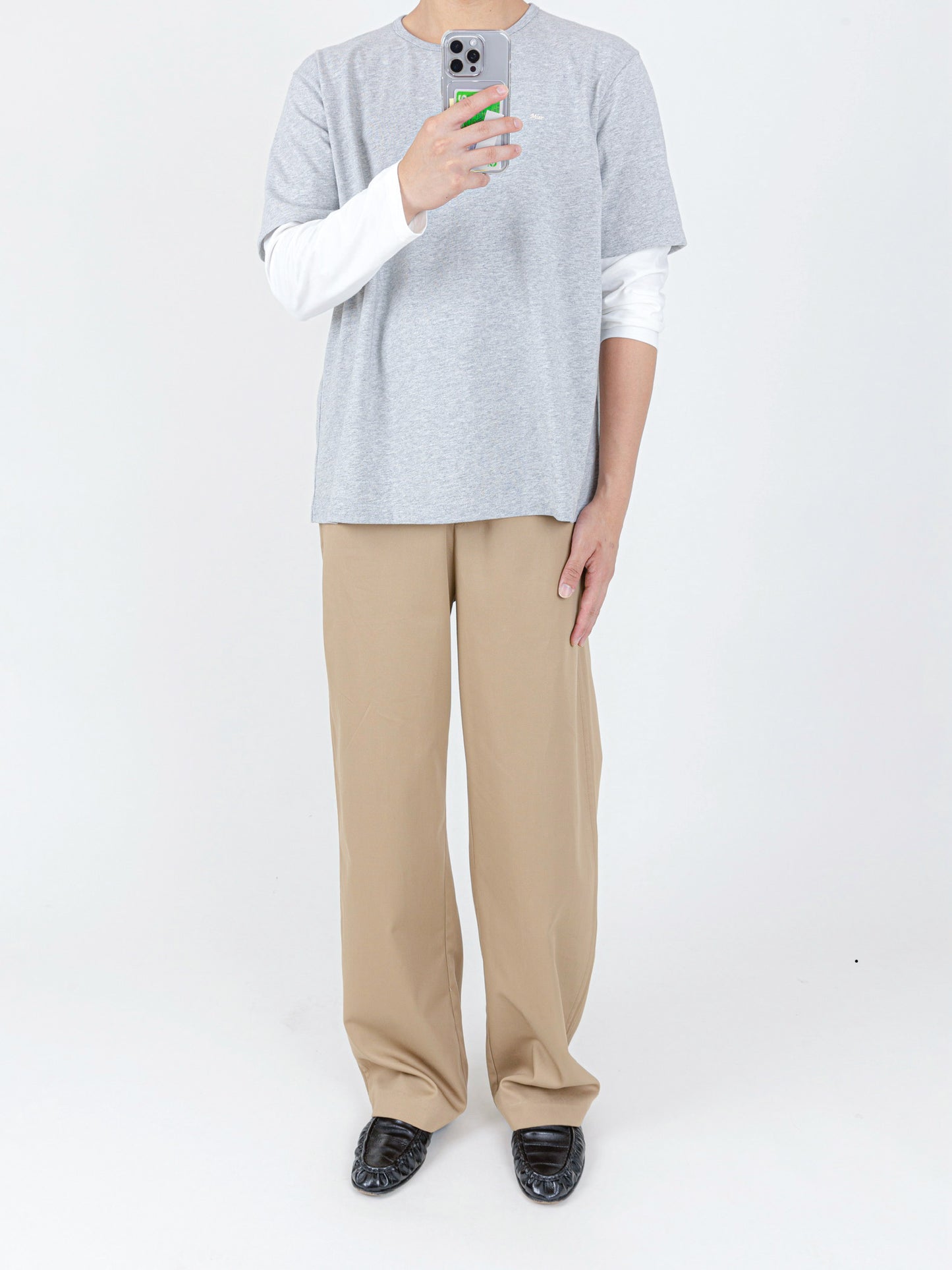 Brad Double-sleeve Tee in Grey/White