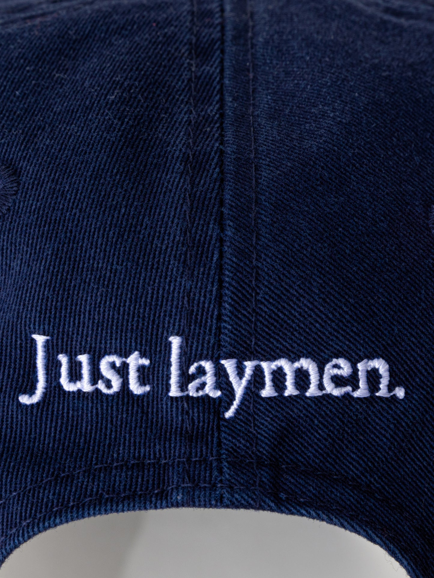 Embroidered Washed Cotton Hat in Navy